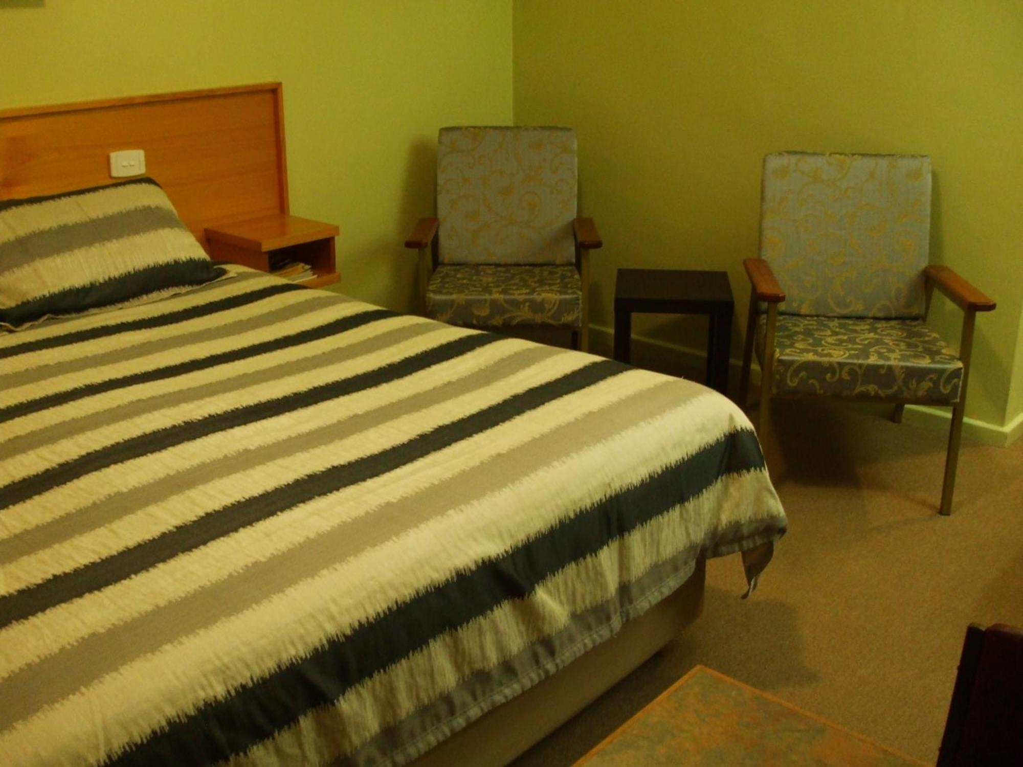 Anna Bella Motel Глен-Иннес Номер фото