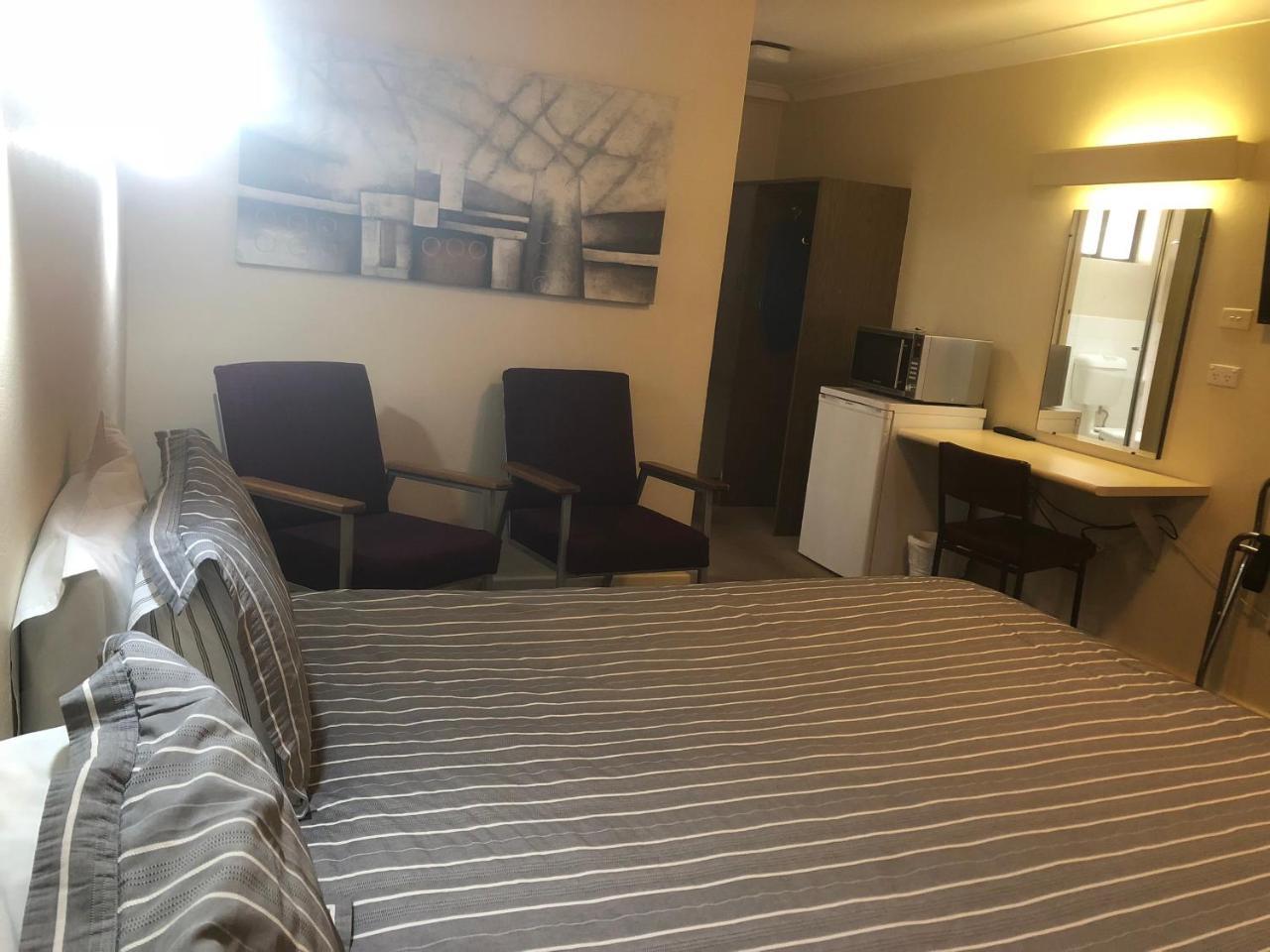 Anna Bella Motel Глен-Иннес Экстерьер фото